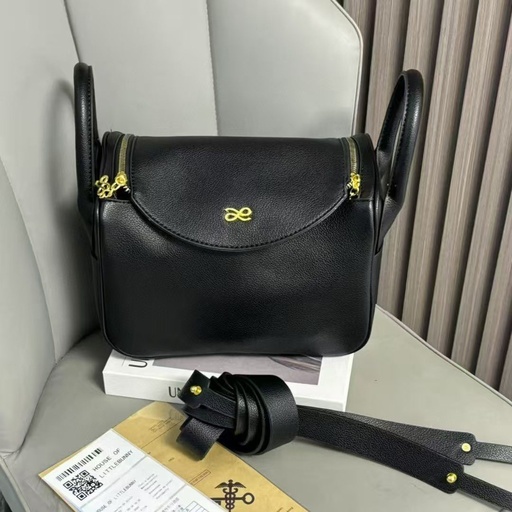 [BUN01] House of Little Bunny (Med)