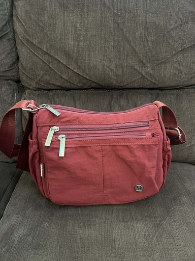 [LULU375] Lululemon Sling Bag